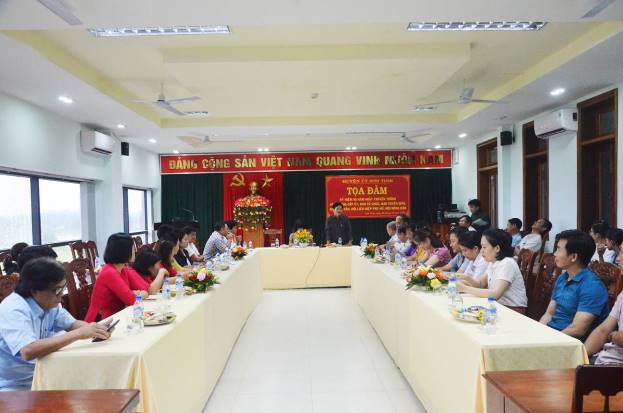 Huyện ủy Sơn Tịnh: Tọa đàm Kỷ niệm 90 năm Ngày truyền thống các Ban đảng Huyện ủy và các Hội, đoàn thể huyện