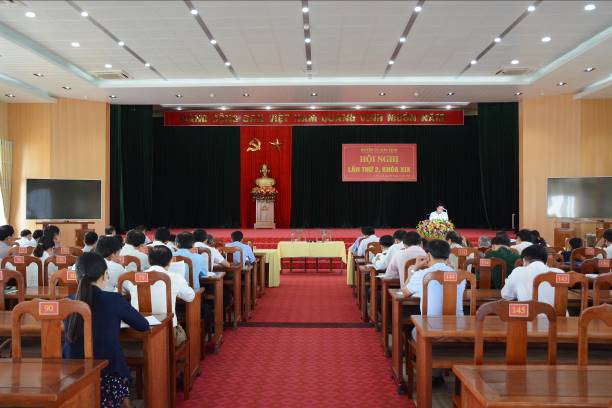 Huyện ủy Sơn Tịnh tổ chức hội nghị lần thứ 2, khóa XIX