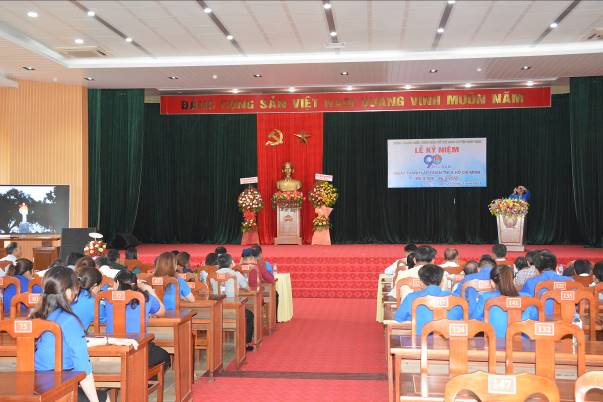 Huyện đoàn Sơn Tịnh tổ chức lễ kỷ niệm 90 năm Ngày thành lập Đoàn TNCS Hồ Chí Minh