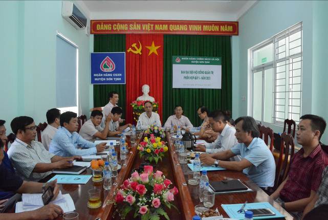 Ban đại diện Ngân hàng Chính sách xã hội huyện Sơn Tịnh trực báo quý I/2021