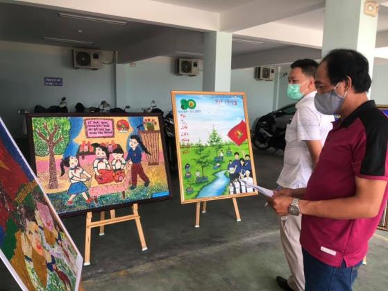 Hội đồng đội huyện Sơn Tịnh tổ chức cuộc thi vẽ tranh tuyên truyền với chủ đề “80 năm Đội ta lớn lên cùng đất nước”