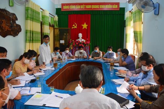 Đoàn giám sát của HĐND huyện Sơn Tịnh làm việc tại xã Tịnh Hà