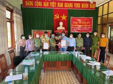 Sơn Tịnh: Ra mắt Mô hình “Đội công nhân xung kích tự quản về an ninh, trật tự” tại Khu Công nghiệp VSIP Quảng Ngãi