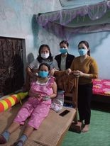 Hội LHPN huyện Sơn Tịnh thăm, tặng quà cho phụ nữ có hoàn cảnh đặc biệt khó khăn