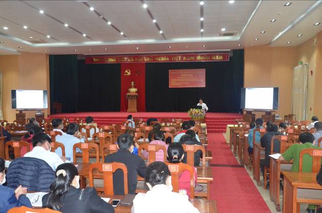 Sơn Tịnh hội nghị triển khai các văn bản luật năm 2021