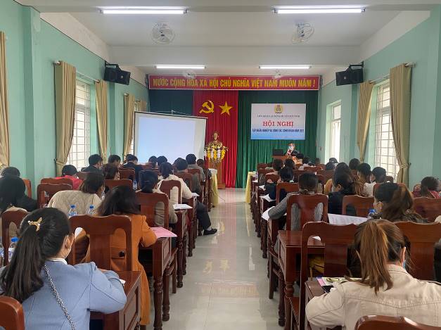 LĐLĐ huyện Sơn Tịnh hội nghị tập huấn nghiệp vụ công tác Công đoàn năm 2021