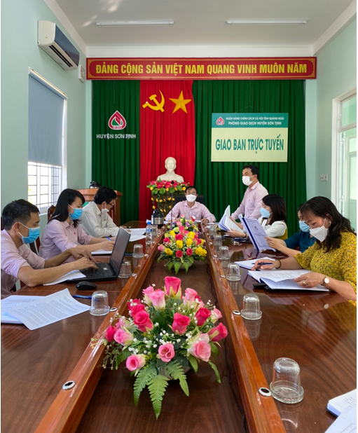 Phòng giao dịch Ngân hàng Chính sách xã hội huyện Sơn Tịnh tổ chức đối chiếu, phân loại nợ