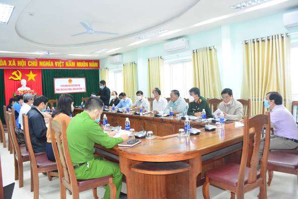 Đoàn kiểm tra vệ sinh an toàn thực phẩm – Sở Y tế tỉnh Quảng Ngãi làm việc tại huyện Sơn Tịnh