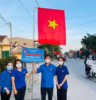 Đoàn xã Tịnh Sơn xây dựng ”Đoạn đường cờ mẫu”