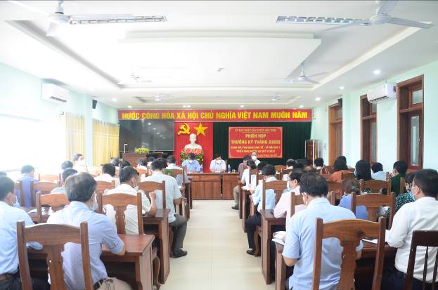 UBND huyện Sơn Tịnh tổ chức phiên họp thường kỳ tháng 3 năm 2022