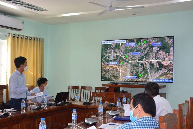 UBND huyện Sơn Tịnh họp thông qua quy hoạch chi tiết xây dựng tỷ lệ 1/500 các điểm dân cư trên địa bàn xã Tịnh Hà