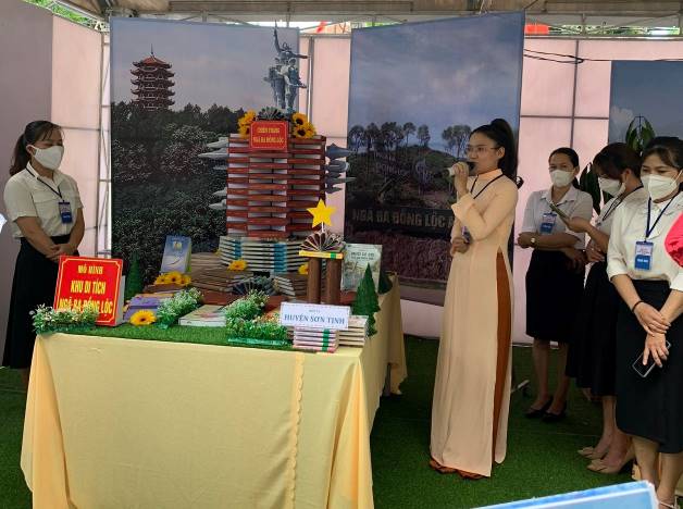 Sơn Tịnh đạt giải nhì toàn đoàn Hội thi xếp sách nghệ thuật và tuyên truyền giới thiệu sách tỉnh Quảng Ngãi năm 2022