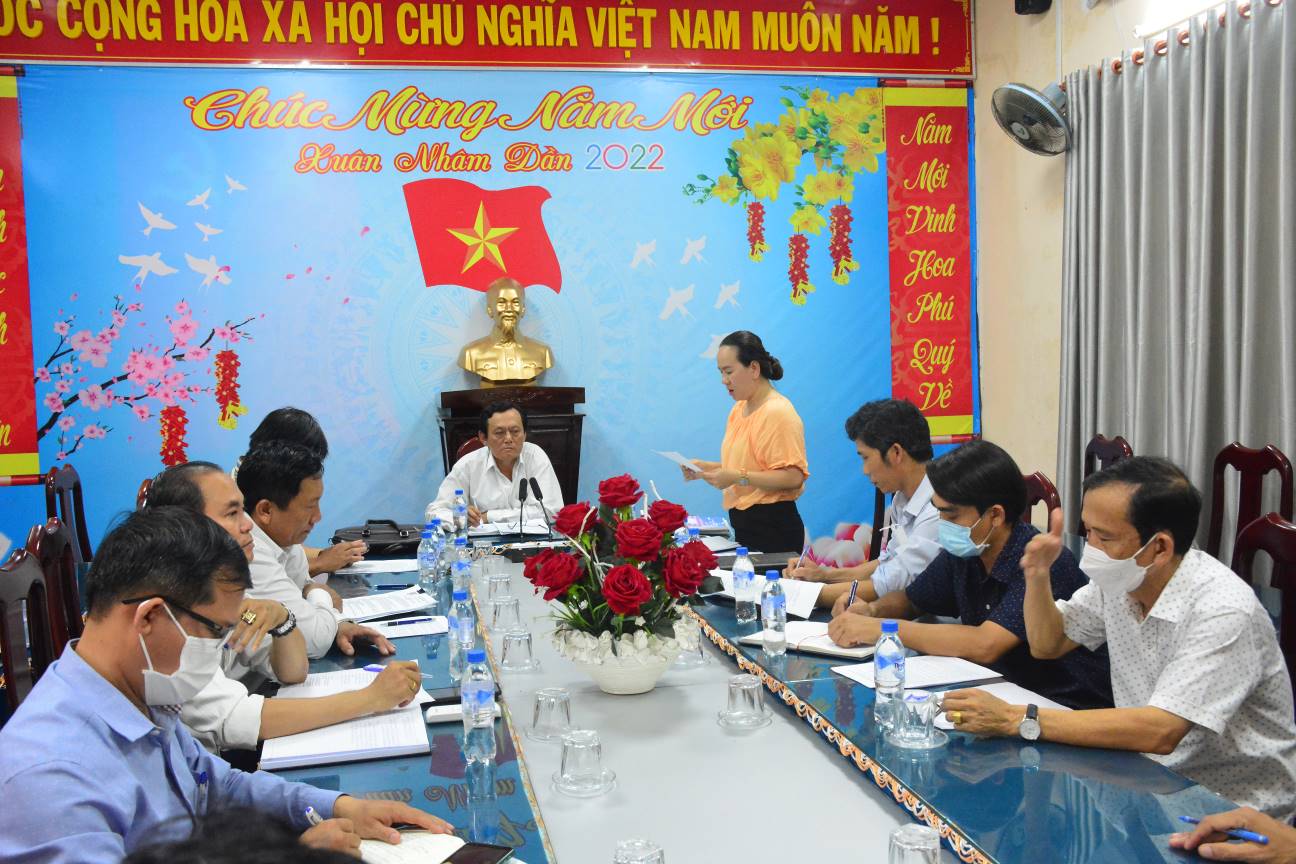 Đoàn giám sát của HĐND huyện Sơn Tịnh giám sát việc tổ chức và hoạt động của HĐND xã Tịnh Giang