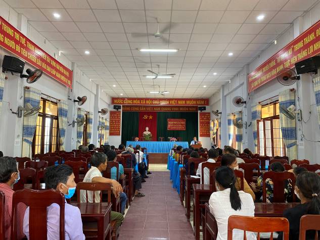 Hội luật gia huyện Sơn Tịnh tuyên truyền phổ biến giáo dục pháp luật và tư vấn trợ giúp pháp lý tại xã Tịnh Minh