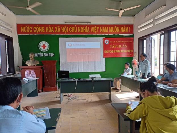 Hội Chữ thập đỏ huyện Sơn Tịnh phối hợp với Hội Chữ thập đỏ tỉnh tập huấn công tác Hội và phong trào chữ thập đỏ