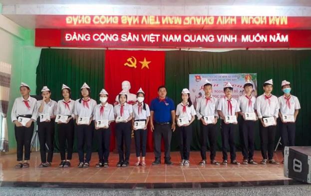 Đoàn xã, Hội đồng đội xã Tịnh Hiệp tổ chức liên hoan cháu ngoan Bác Hồ năm học 2021 - 2022