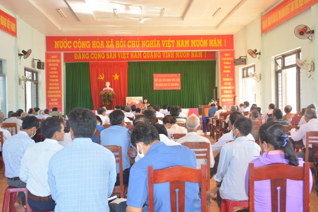 Bí thư Huyện ủy Sơn Tịnh đối thoại trực tiếp với Nhân dân xã Tịnh Bình