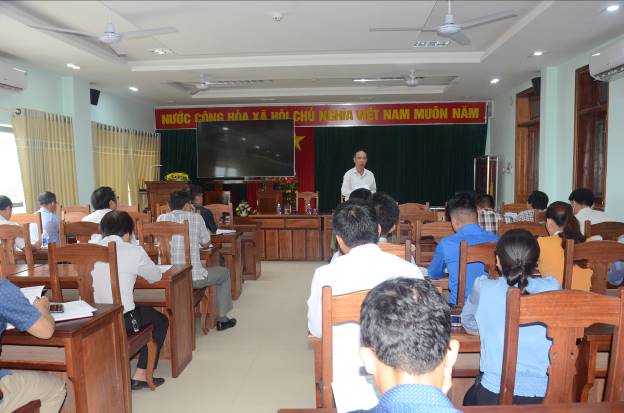 UBND huyện Sơn Tịnh họp triển khai công tác đảm bảo kỳ thi tốt nghiệp THPT và tuyển sinh đại học năm 2022