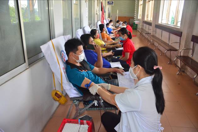Sơn Tịnh sôi nổi ngày hội hiến máu tình nguyện đợt 2/2022