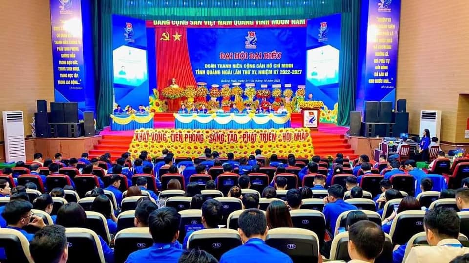 Đoàn đại biểu huyện Sơn Tịnh tham dự Đại hội đại biểu Đoàn TNCS Hồ Chí Minh tỉnh Quảng Ngãi lần thứ XV, nhiệm kỳ 2022 - 2027