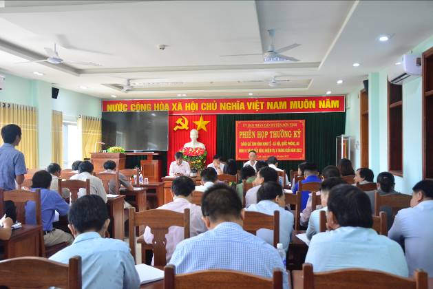 UBND huyện Sơn Tịnh hội nghị trực báo 9 tháng đầu năm 2022