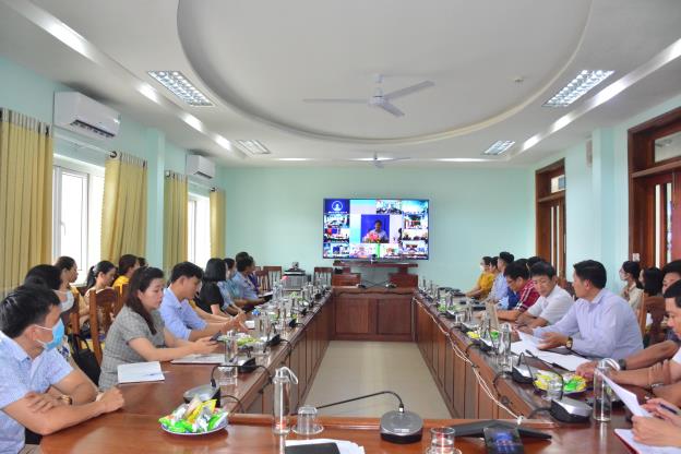 Sơn Tịnh tham dự trực tuyến bồi dưỡng tập huấn cho tổ công nghệ số cộng đồng
