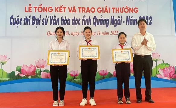Em Nguyễn Trương Tiểu Quỳnh đạt giải nhất Cuộc thi đại sứ văn hóa đọc tỉnh Quảng Ngãi năm 2022