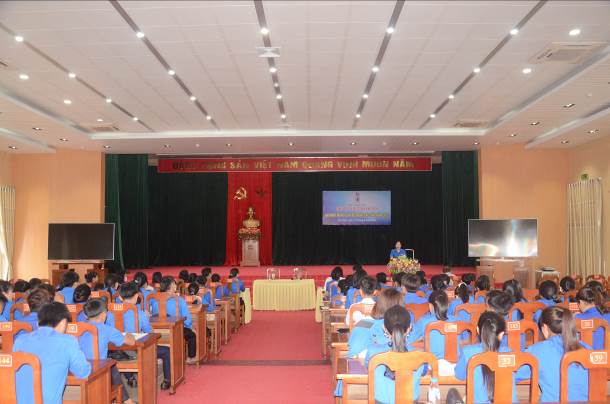 Tỉnh đoàn Quảng Ngãi hội nghị tập huấn an ninh mạng cho đoàn viên, thanh niên huyện Sơn Tịnh