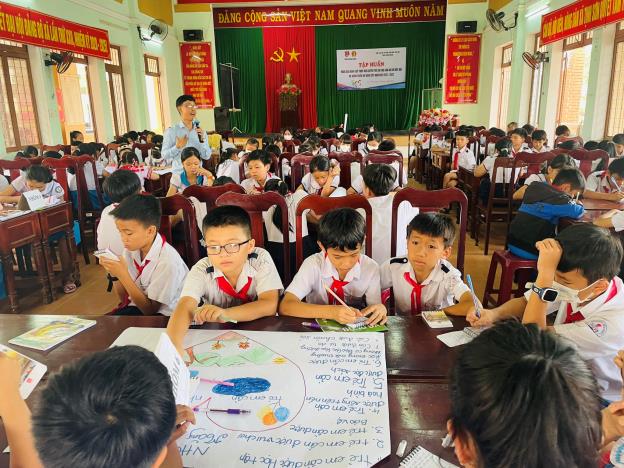 Tập huấn nâng cao năng lực thực hiện quyền trẻ em của cán bộ Chỉ huy Đội và nhóm thiếu nhi nòng cốt năm học 2022 -2023 tại huyện Sơn Tịnh