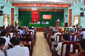 Đại biểu HĐND huyện Sơn Tịnh tiếp xúc cử tri tại xã Tịnh Phong