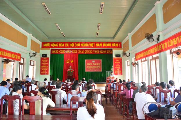 Trưởng Ban Dân vận Tỉnh ủy, Chủ tịch Ủy ban MTTQ Việt Nam tỉnh Võ Thanh An tiếp xúc cử tri tại xã Tịnh Sơn