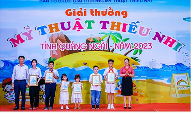 Sơn Tịnh có 2 em học sinh đạt giải nhì Giải thưởng mỹ thuật thiếu nhi tỉnh Quảng Ngãi năm 2023