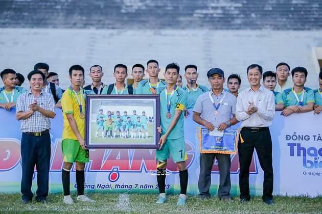 Huyện Sơn Tịnh đạt giải ba Giải bóng đá vô địch tỉnh Quảng Ngãi năm 2023