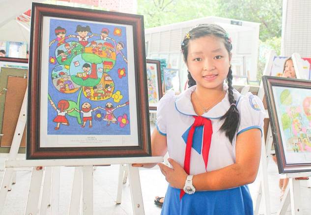 Huyện Sơn Tịnh đạt giải Nhất tại Cuộc thi vẽ tranh dành cho thiếu nhi với chủ đề “Thiếu nhi Việt Nam làm nghìn việc tốt” do Hội đồng Đội Trung ương tổ chức