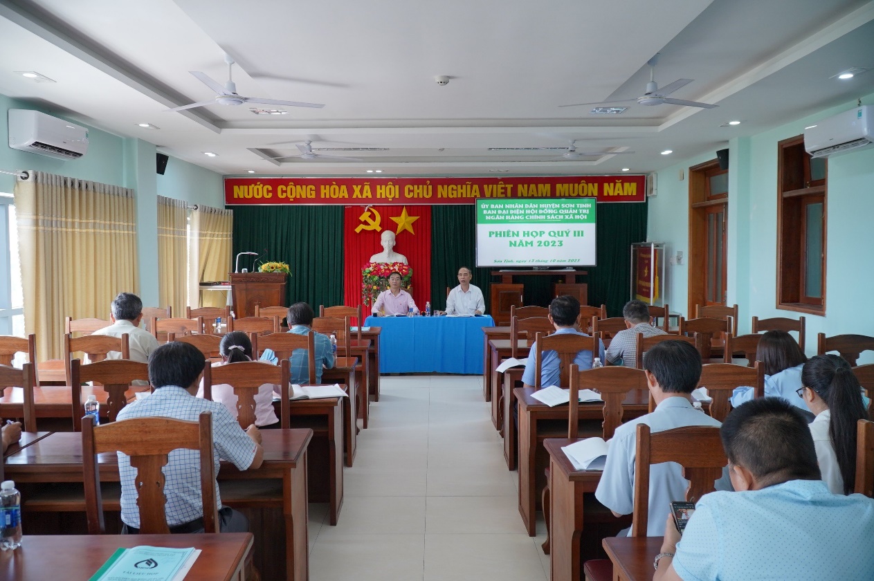 UBND huyện Sơn Tịnh họp Ban đại diện Hội đồng quản trị Ngân hàng chính sách xã hội huyện định kỳ quý III năm 2023