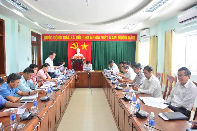 UBND huyện Sơn Tịnh họp ban chỉ đạo cải cách hành chính 9 tháng đầu năm 2023