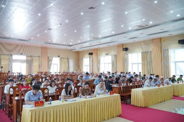 Huyện ủy Sơn Tịnh tổ chức hội nghị lần thứ 17, khóa XIX