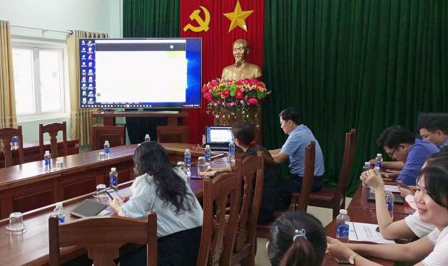 UBND huyện Sơn Tịnh tập huấn nghiệp vụ công tác cải cách thủ tục hành chính trên môi trường điện tử