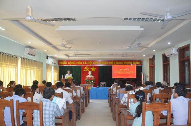 UBND huyện Sơn Tịnh hội nghị tổng kết công tác dịch vụ nông nghiệp năm 2023