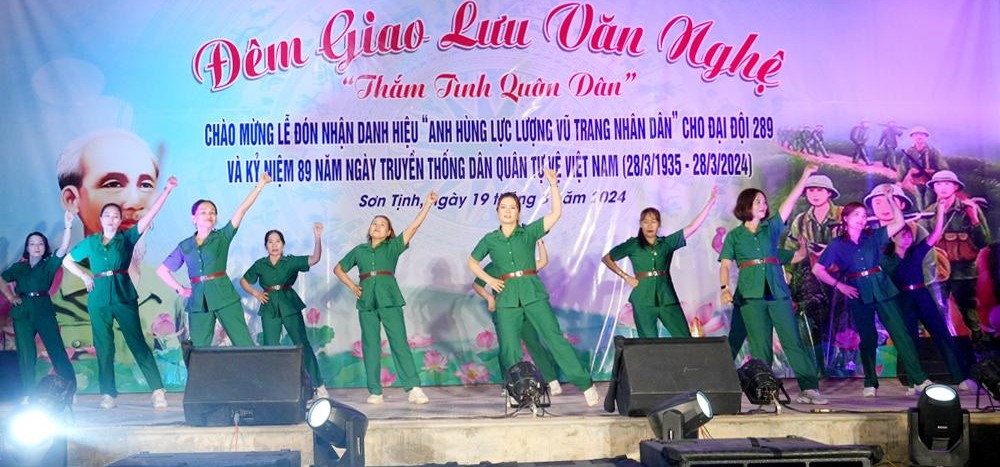 Ban CHQS huyện Sơn Tịnh tổ chức đêm văn nghệ giao lưu “Thắm tình Quân Dân”