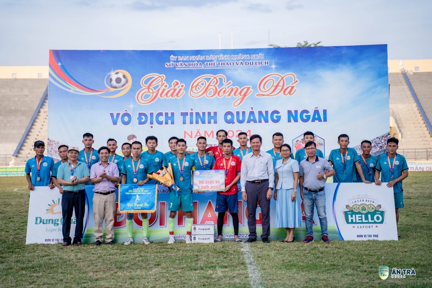 Đội bóng đá huyện Sơn Tịnh đạt Huy chương Đồng tại Giải bóng đá vô địch tỉnh Quảng Ngãi 2024