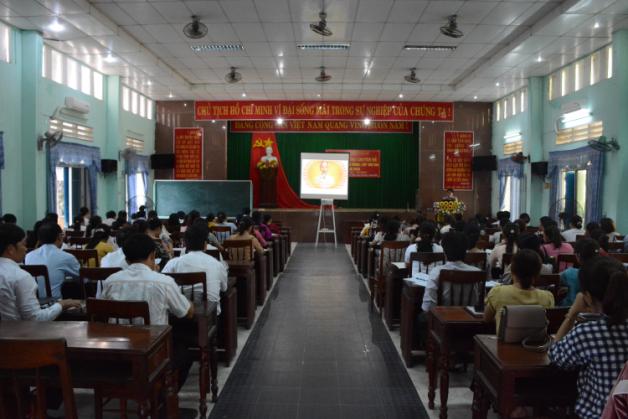 Trung tâm Bồi dưỡng Chính trị huyện Sơn Tịnh tổ chức lớp bồi dưỡng chuyên đề Tư tưởng Hồ Chí Minh, lớp thứ 2 năm 2020