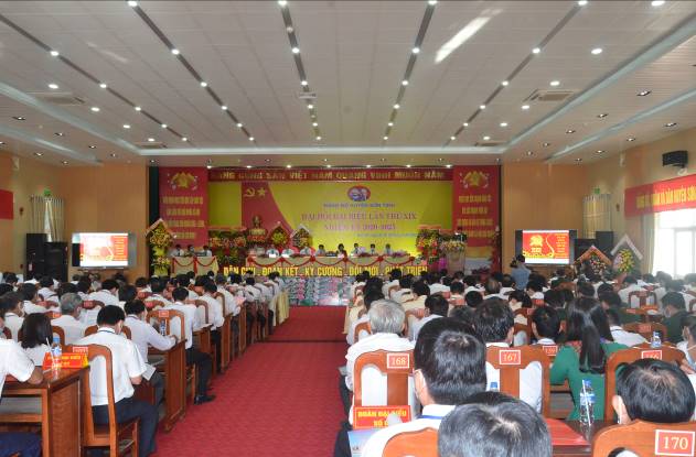 Sơn Tịnh tổ chức thành công Đại hội đại biểu Đảng bộ huyện lần thứ XIX nhiệm kỳ 2020 – 2025