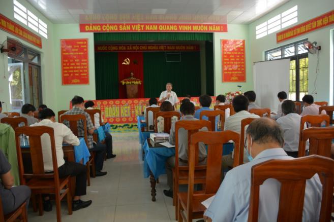 Lãnh đạo huyện Sơn Tịnh kiểm tra công tác giảm nghèo tại xã Tịnh Đông