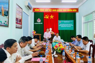 Ban đại diện Hội đồng quản trị NHCSXH huyện Sơn Tịnh sơ kết 6 tháng đầu năm và triển khai nhiệm vụ các tháng cuối năm 2025